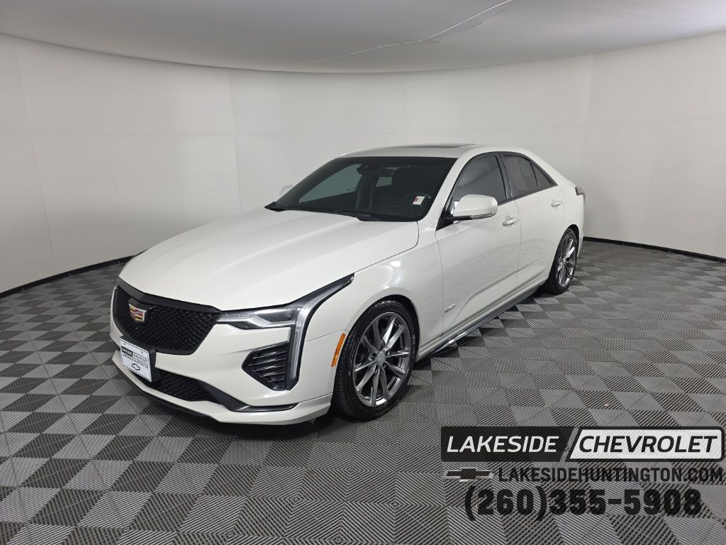 2021 Cadillac CT4 V-Series's photo