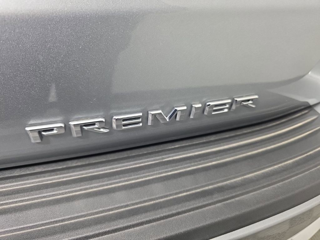 2025 Chevrolet Suburban Premier - Photo 35