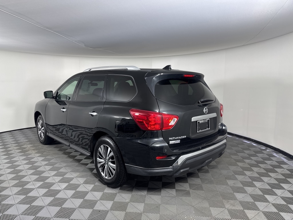 Used 2019 Nissan Pathfinder SL SUV