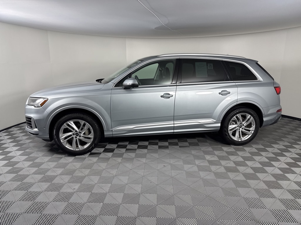 Used 2024 Audi Q7 Premium Plus with VIN WA1LXBF77RD009206 for sale in Huntington, IN