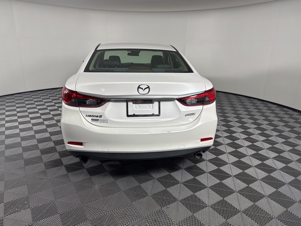 2017 Mazda Mazda6 Touring photo 4