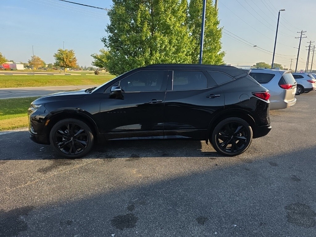 2021 Chevrolet Blazer RS photo 2