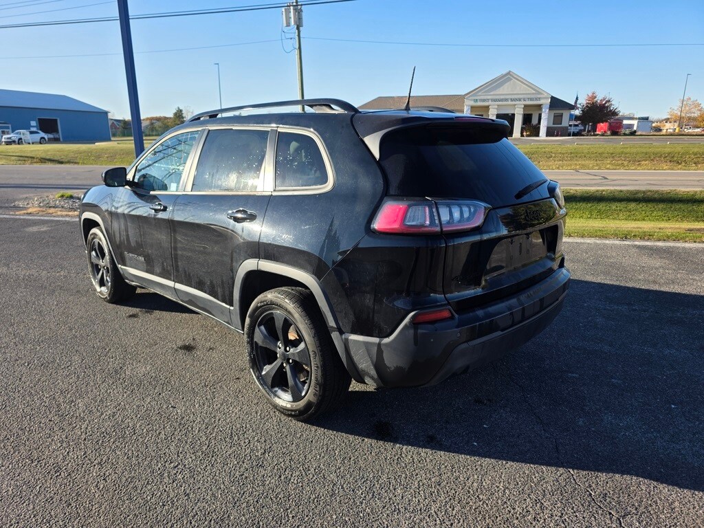 2020 Jeep Cherokee Altitude photo 2