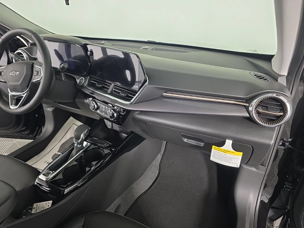 2026 Chevrolet Trax Activ - Photo 35
