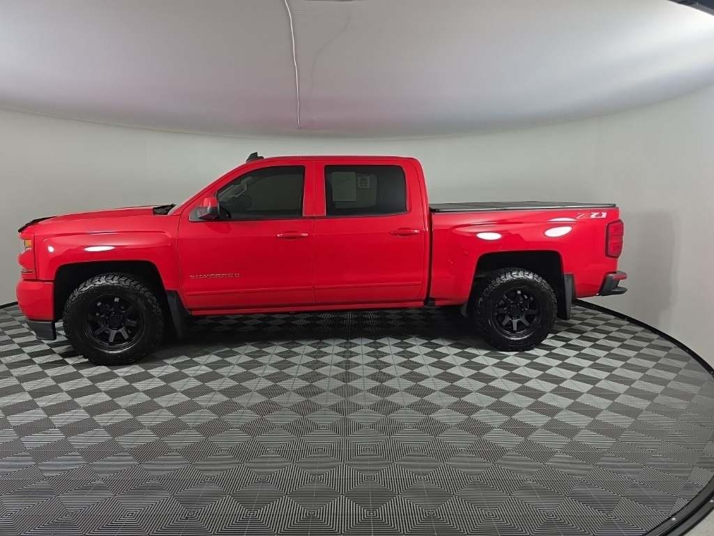 Used 2018 Chevrolet Silverado 1500 LT LT2 Truck