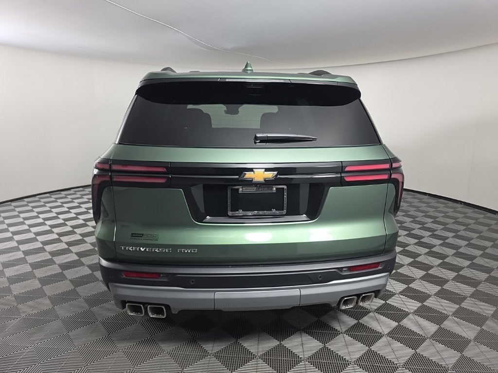 New 2027 Chevrolet Traverse LT SUV