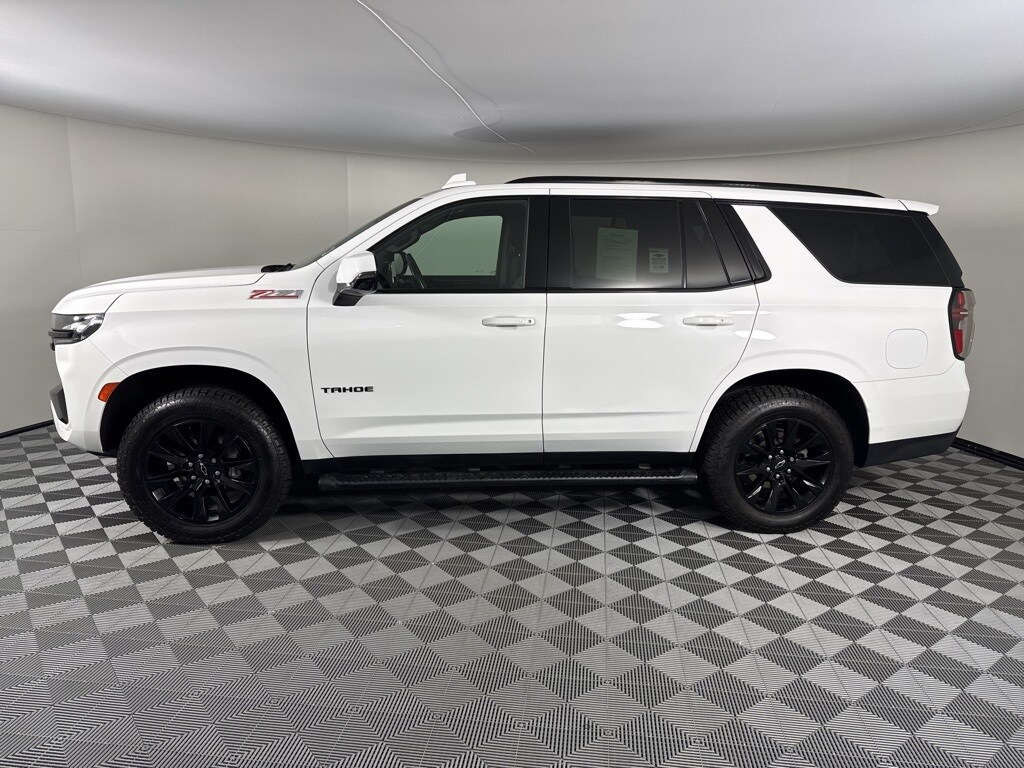 2023 Chevrolet Tahoe Z71 photo 2