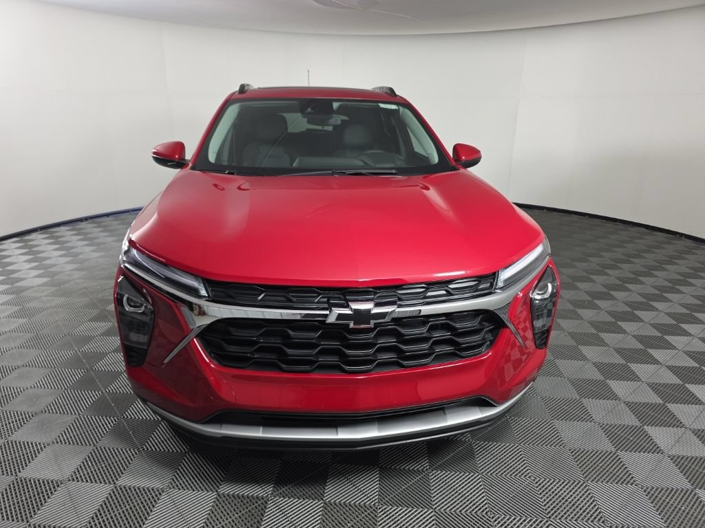 2026 Chevrolet Trax LT - Photo 8