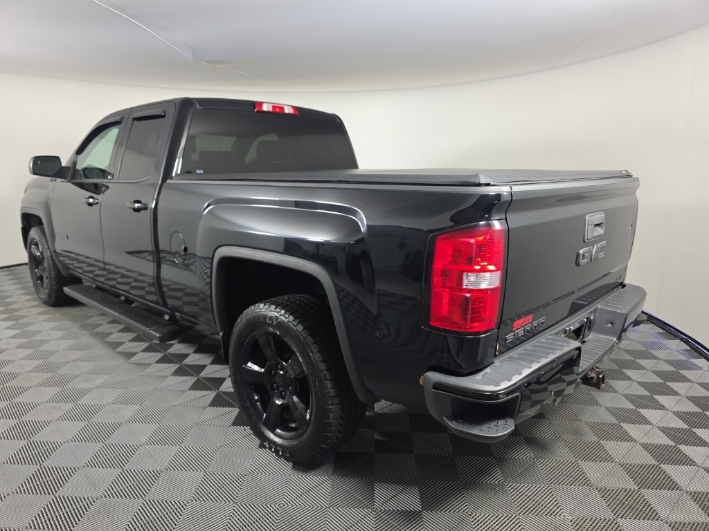 Used 2017 GMC Sierra 1500 SLE Truck