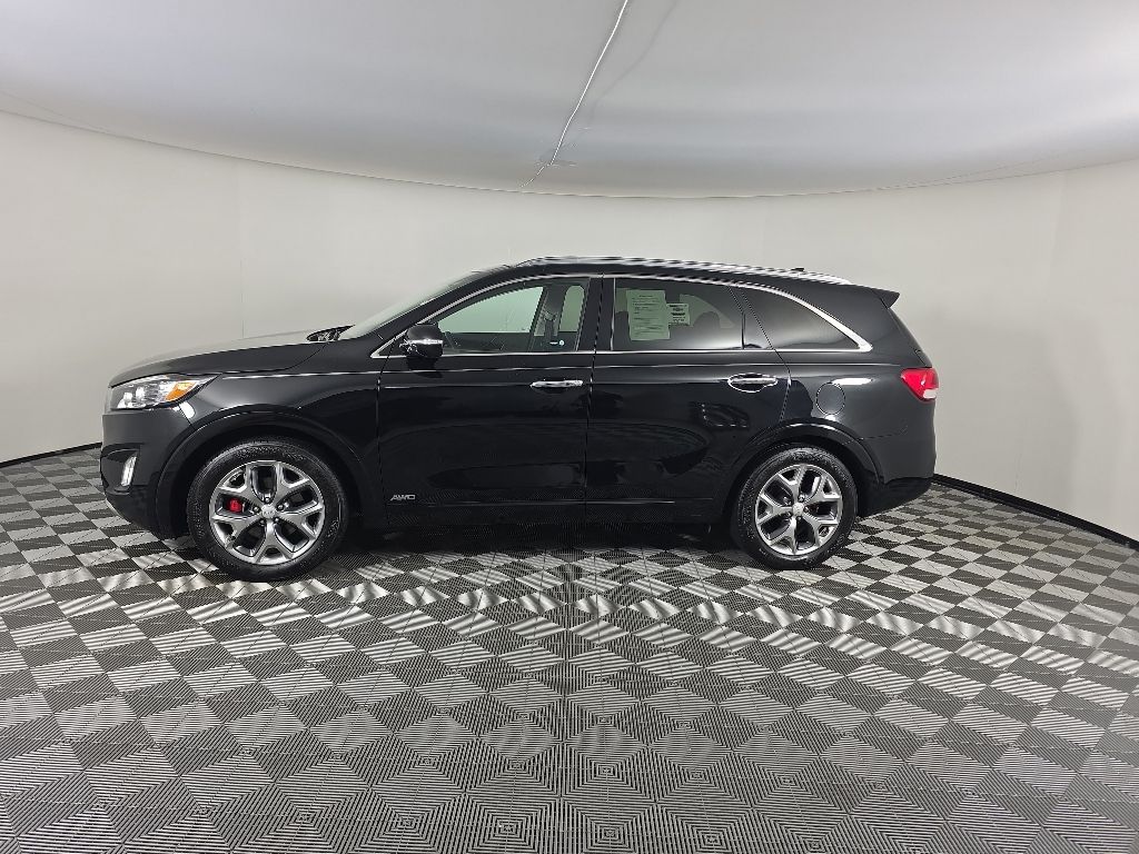 Used 2017 Kia Sorento SX with VIN 5XYPKDA58HG270853 for sale in Huntington, IN