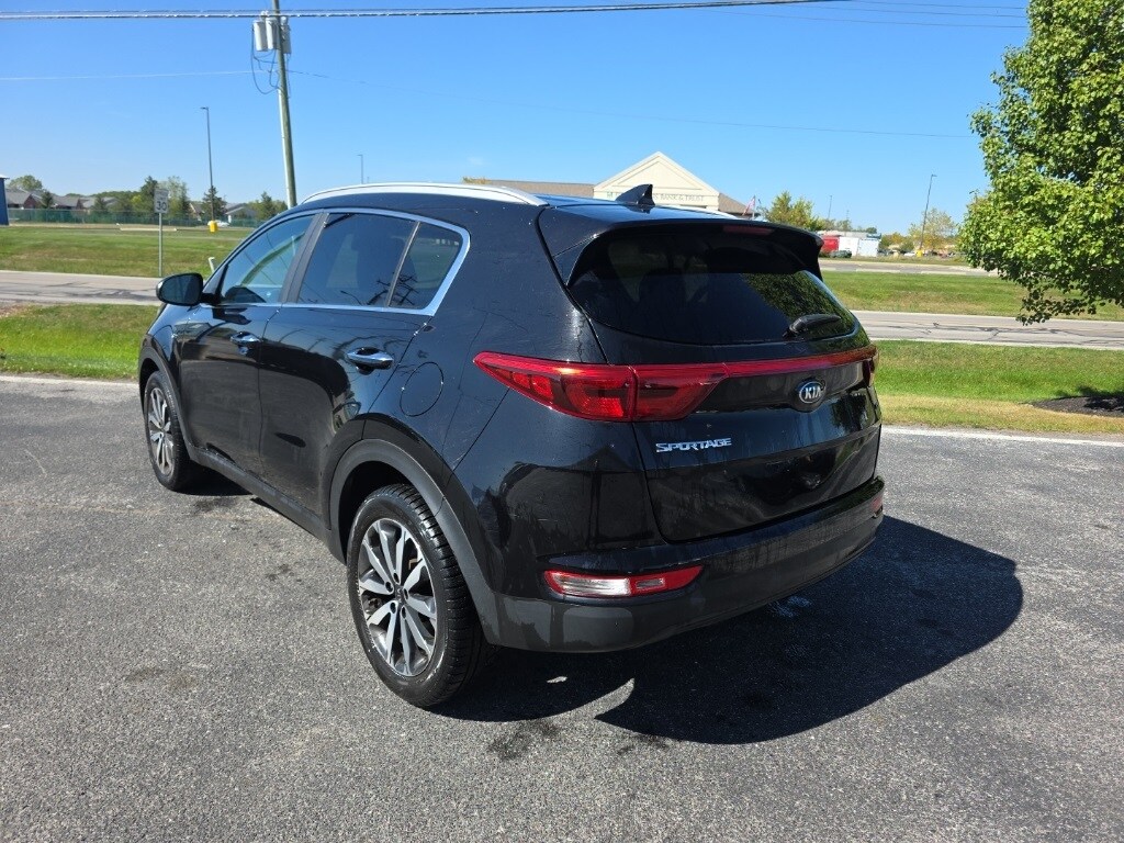 2017 Kia Sportage EX photo 2