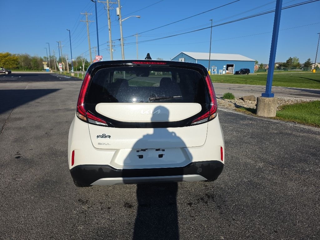 Used 2025 Kia Soul LX Hatchback