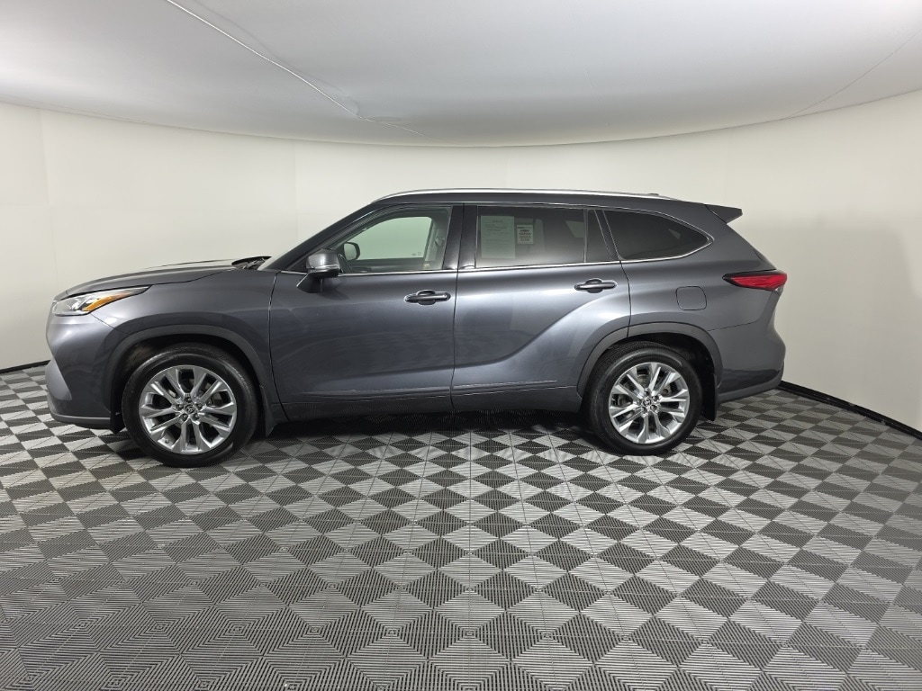 Used 2020 Toyota Highlander Limited SUV