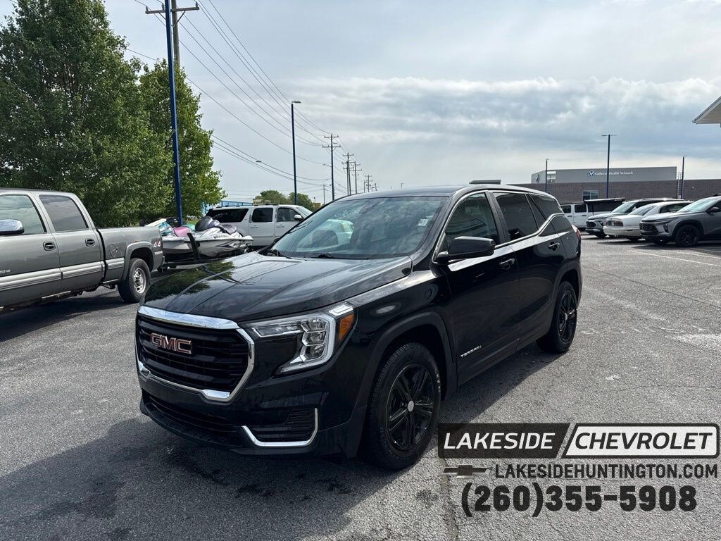 Used 2022 GMC Terrain SLE SUV