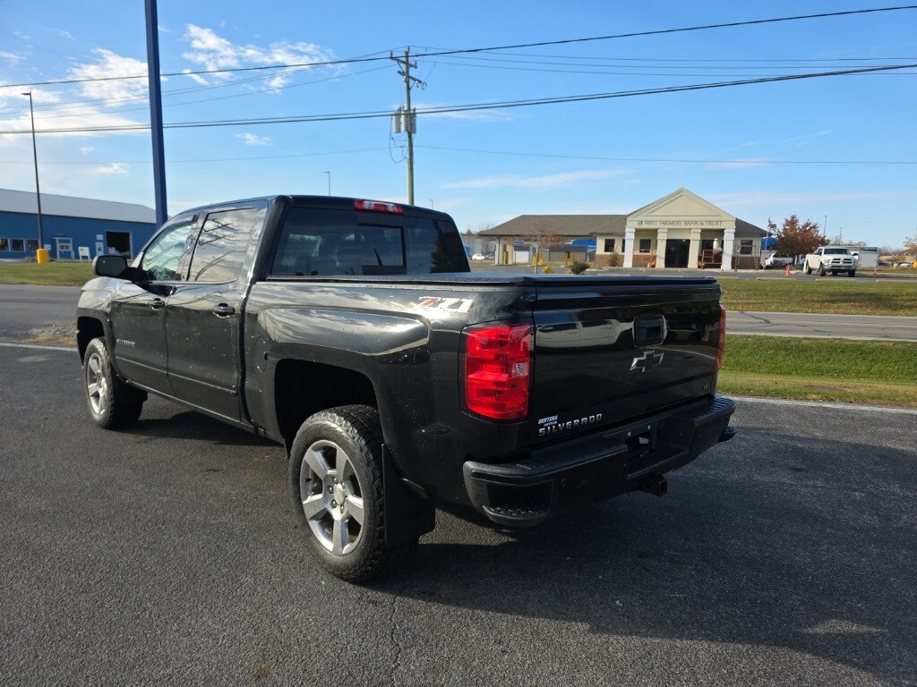 2018 Chevrolet Silverado 1500 LT2 photo 3