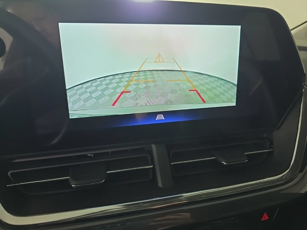 2026 Chevrolet Trax Activ - Photo 17