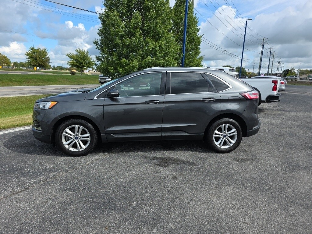 2020 Ford Edge SEL photo 2