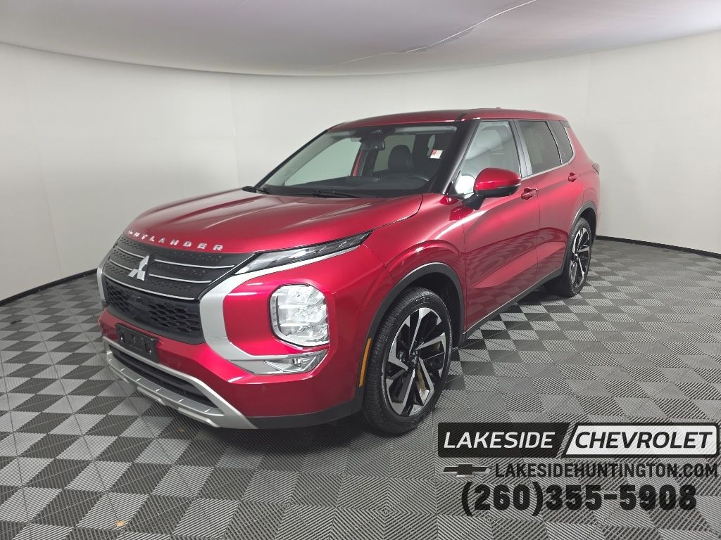 Used 2024 Mitsubishi Outlander SE SUV