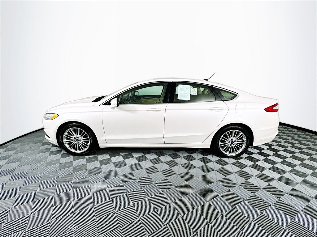 Used 2015 Ford Fusion SE with VIN 3FA6P0HD4FR302516 for sale in Huntington, IN