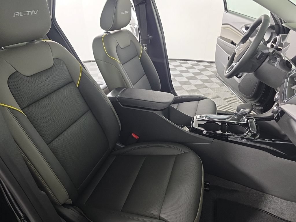 2026 Chevrolet Trax Activ - Photo 34