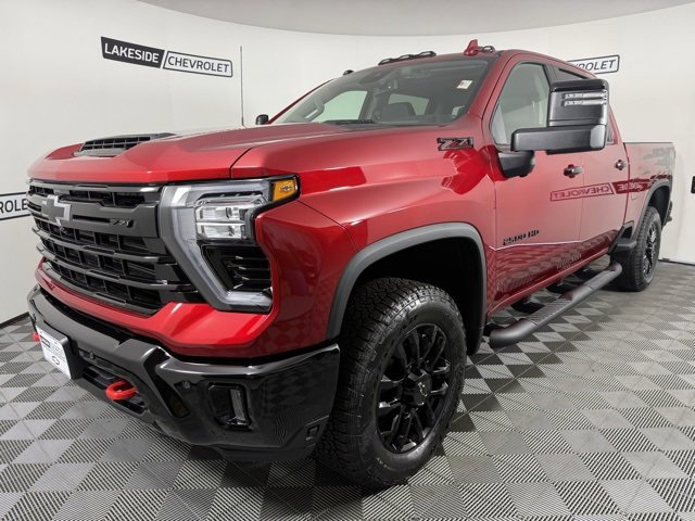 2026 Chevrolet Silverado 2500HD LTZ photo 2