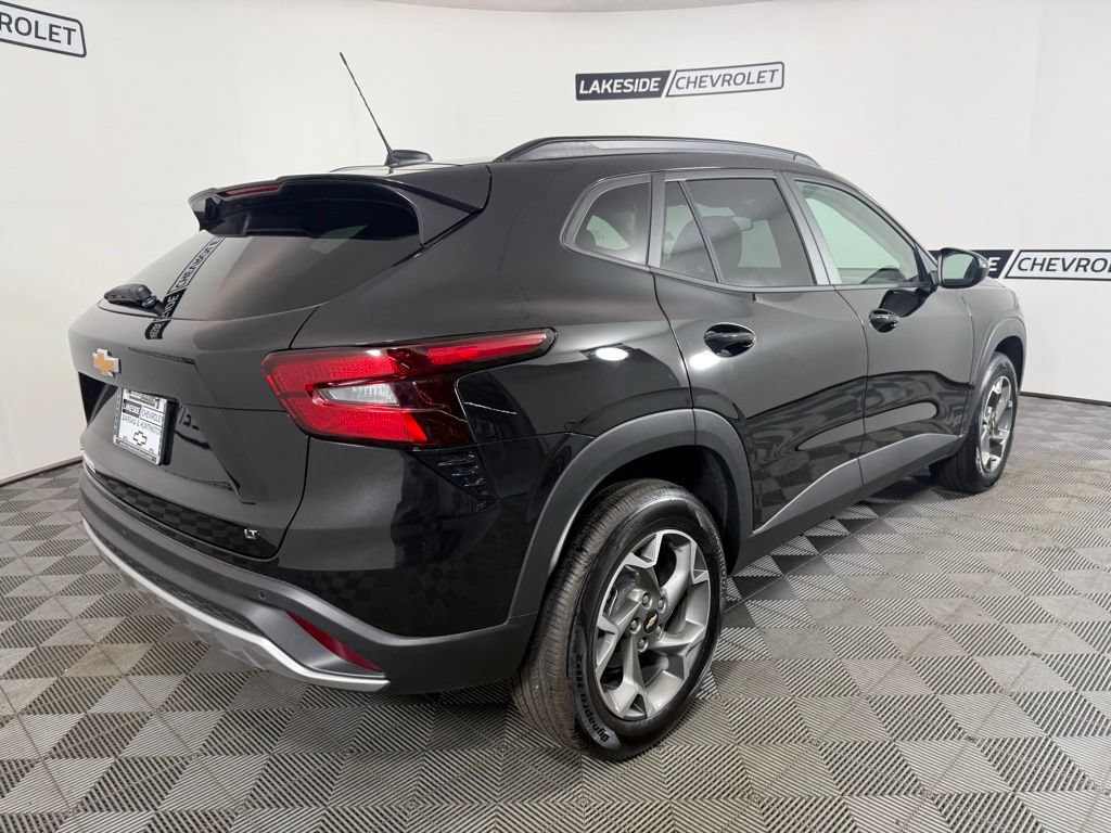 2026 Chevrolet Trax LT - Photo 6