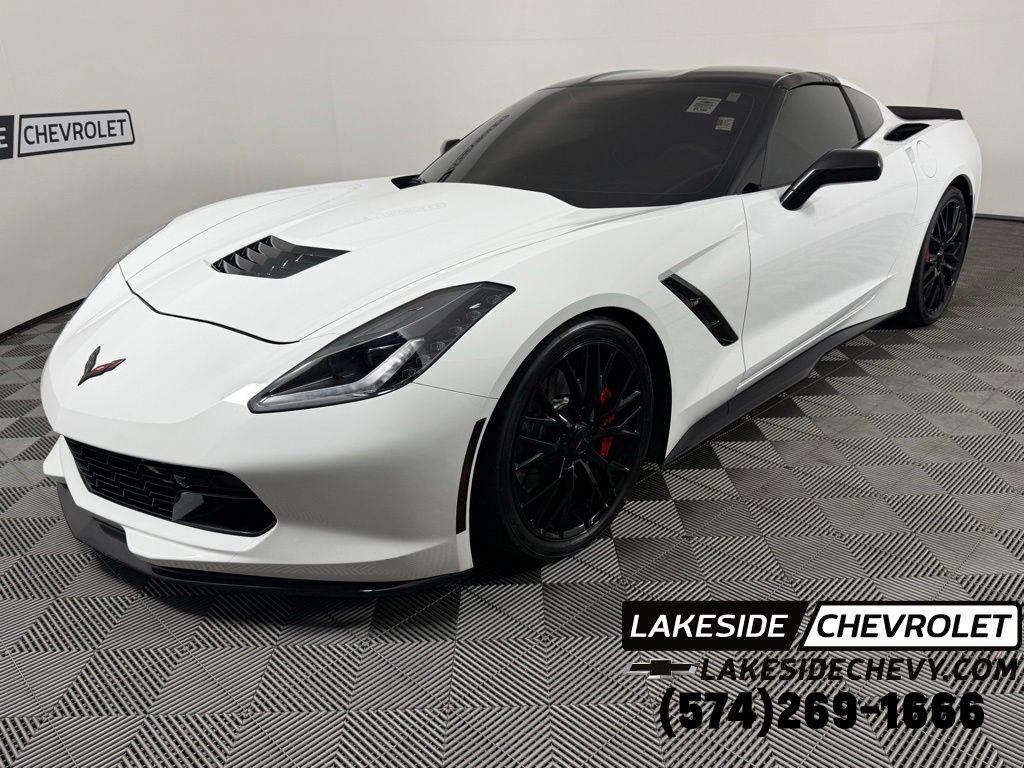 2016 Chevrolet Corvette Stingray Coupe 2LT w/Z51's photo