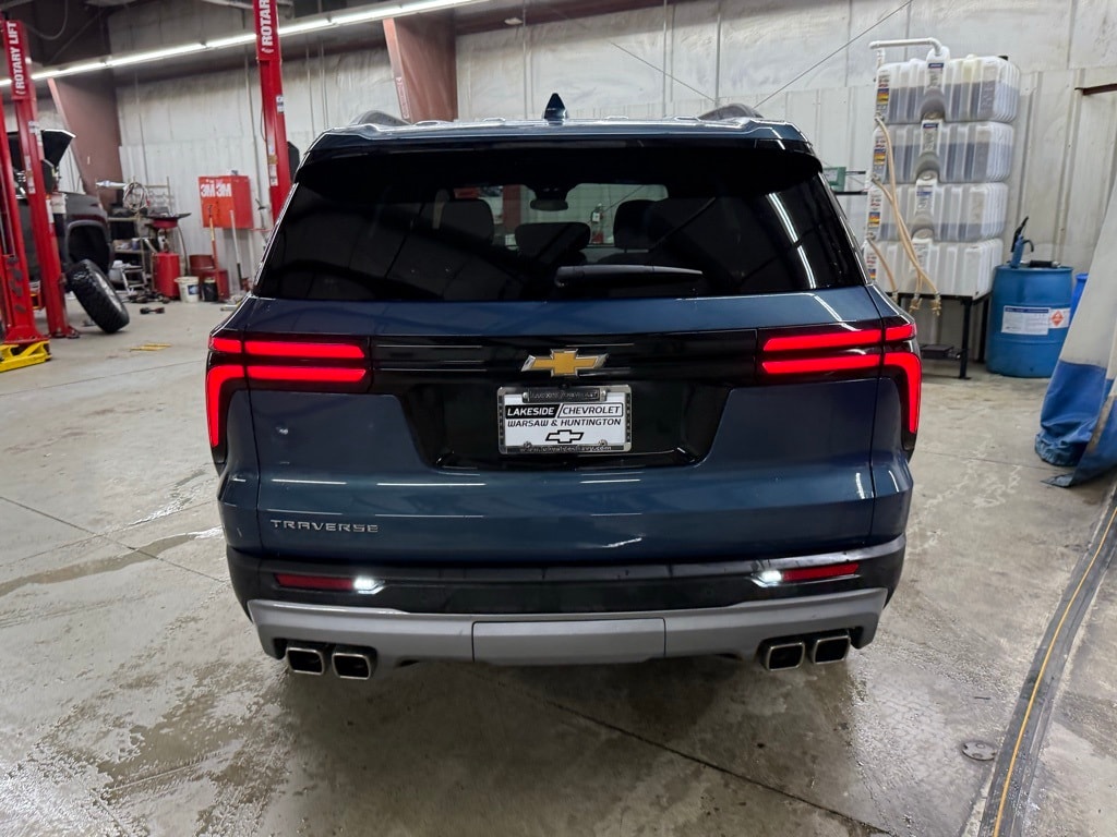 Used 2025 Chevrolet Traverse LT 1LT SUV