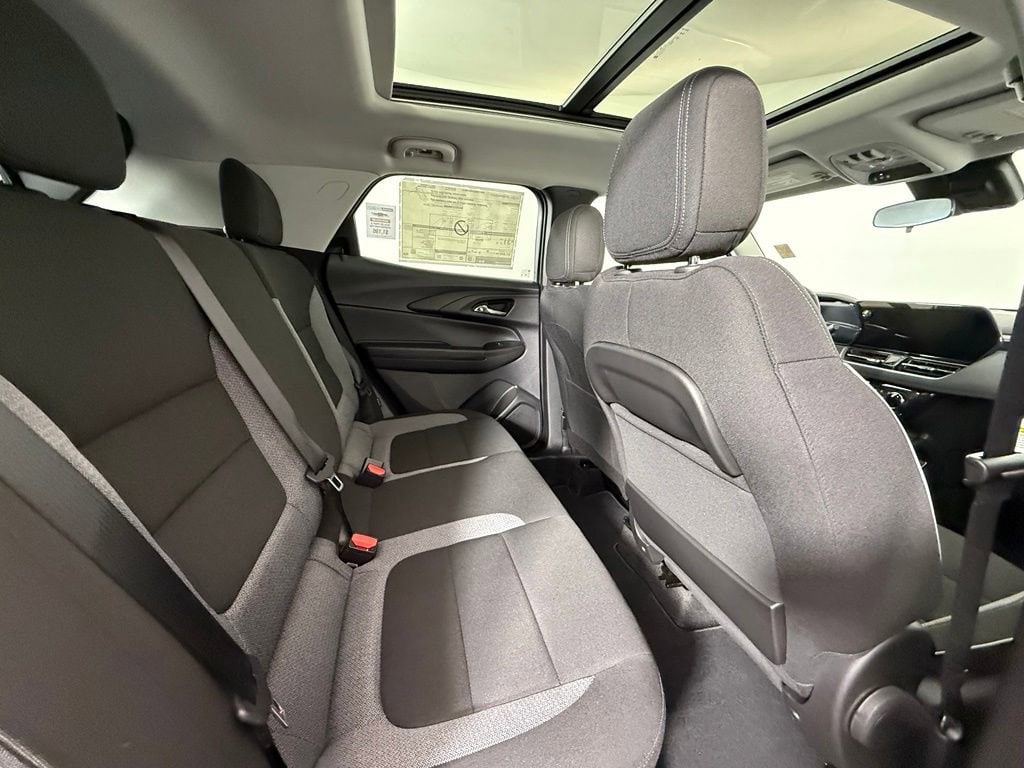 2026 Chevrolet Trailblazer LT - Photo 15