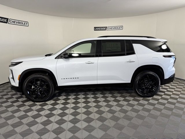 2026 Chevrolet Traverse RS photo 2