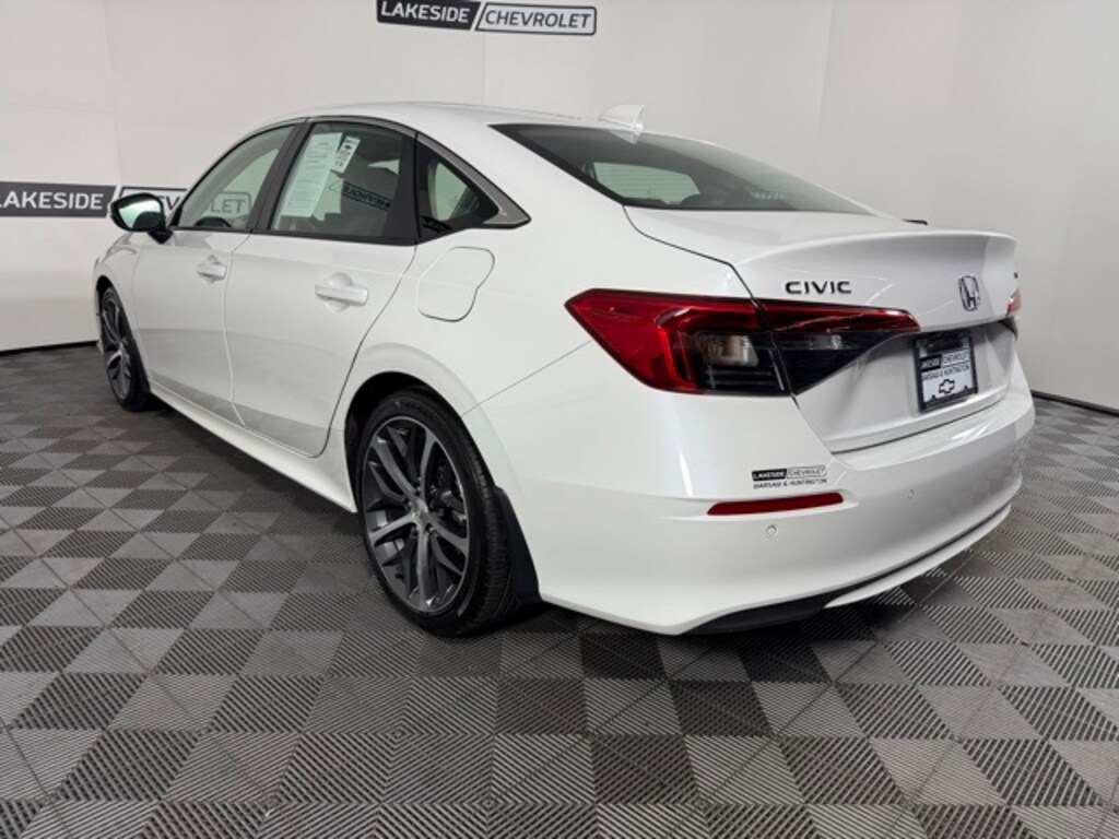 Used 2024 Honda Civic Touring Sedan