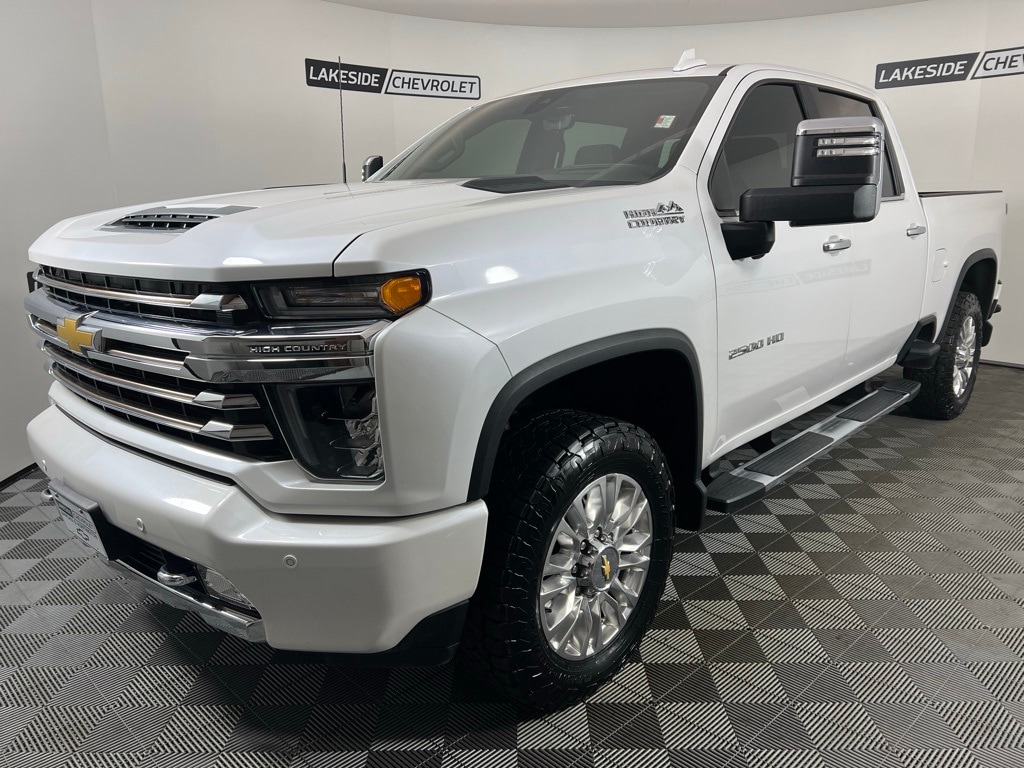 Used 2022 Chevrolet Silverado 2500HD High Country with VIN 1GC4YRE78NF297298 for sale in Warsaw, IN