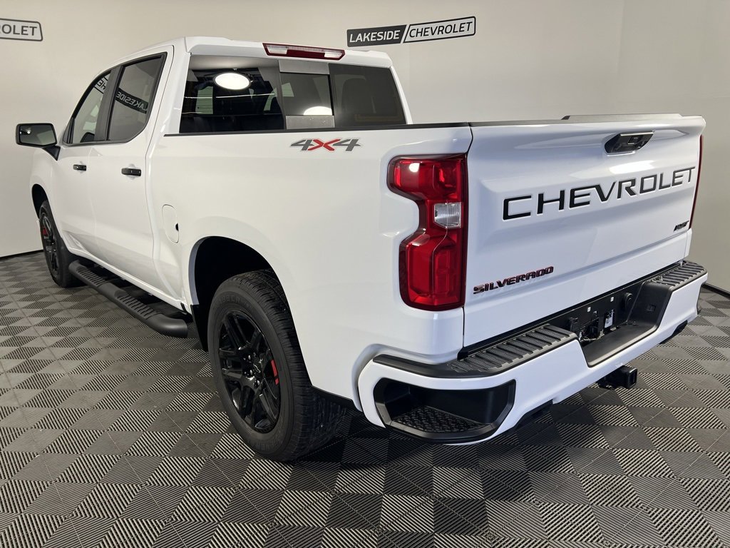 2026 Chevrolet Silverado 1500 RST photo 3
