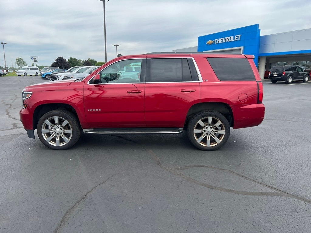 Used 2015 Chevrolet Tahoe LS with VIN 1GNSCAKC2FR157845 for sale in Warsaw, IN