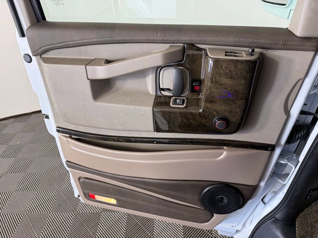 2026 Chevrolet Express Cargo Work Van - Photo 38