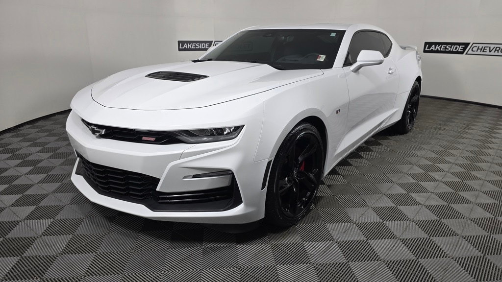 Used 2024 Chevrolet Camaro 2SS with VIN 1G1FH1R72R0109574 for sale in Warsaw, IN