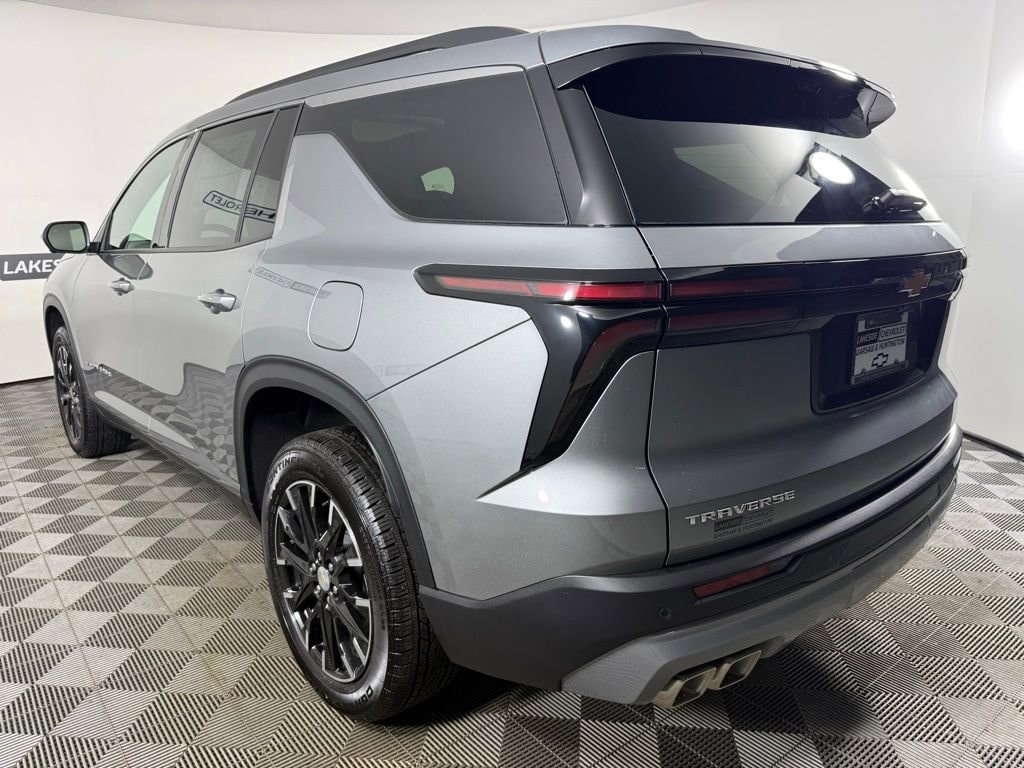 New 2026 Chevrolet Traverse LT SUV