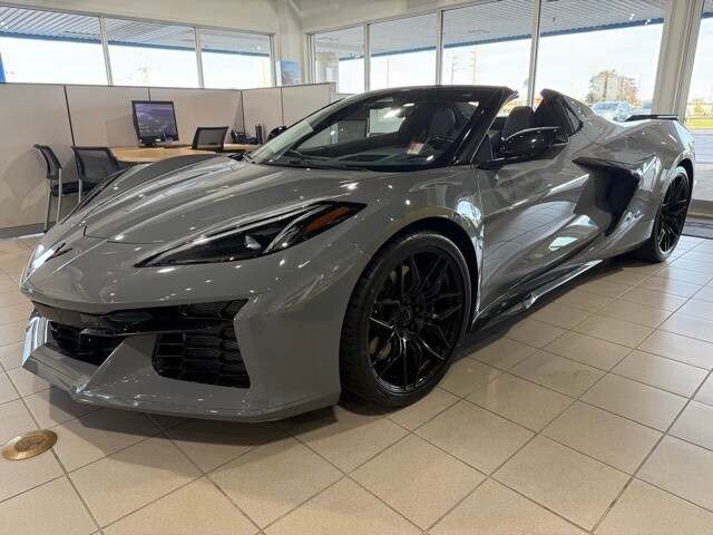 2024 Chevrolet Corvette Z06 3LZ photo 2