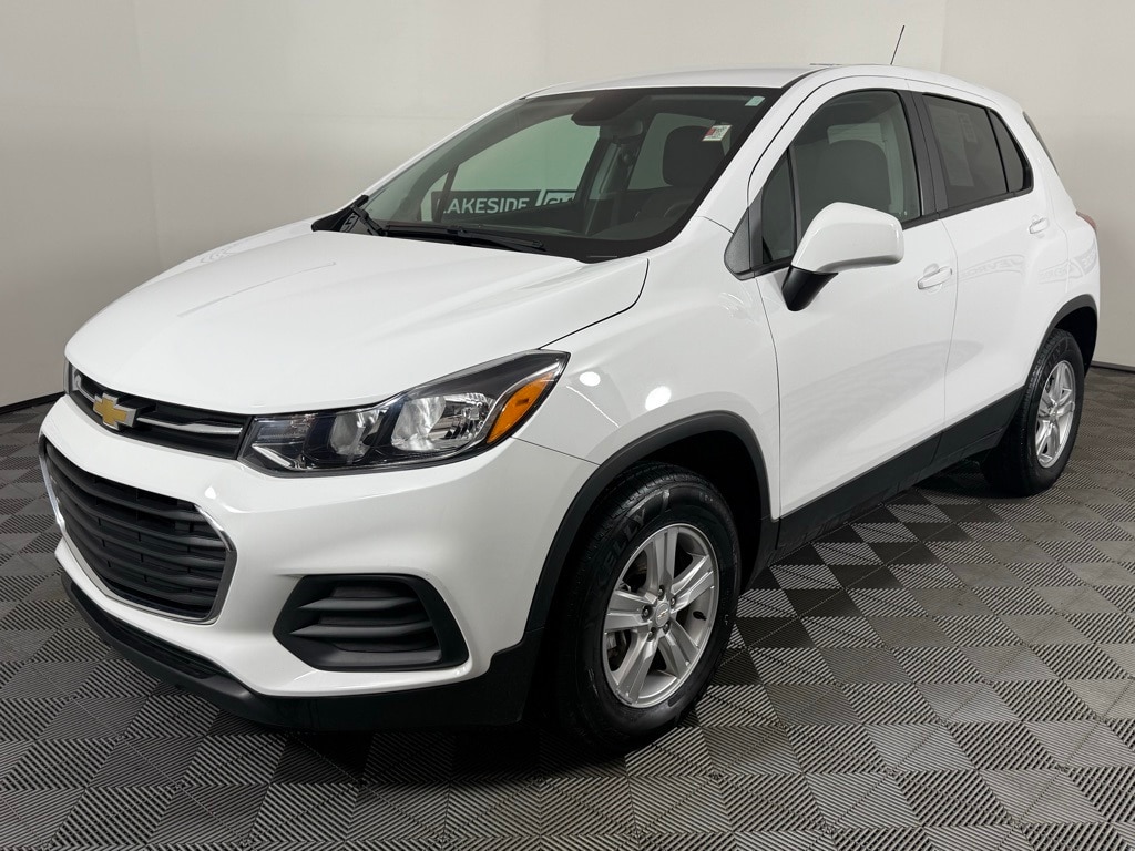 Used 2022 Chevrolet Trax LS SUV