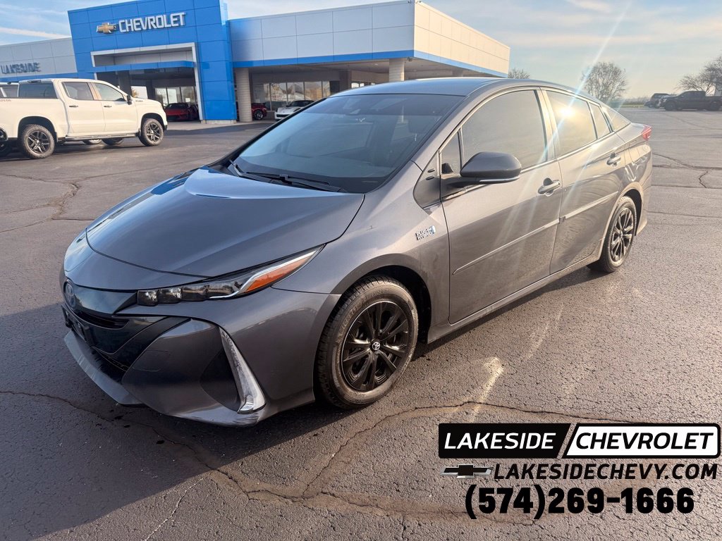  Toyota Prius Prime