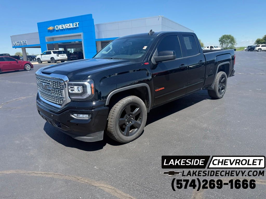 2019 GMC Sierra 4WD Double Cab Standard Box's photo