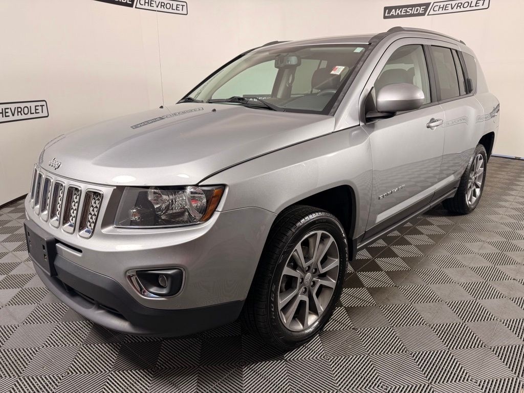 Used 2016 Jeep Compass Latitude SUV