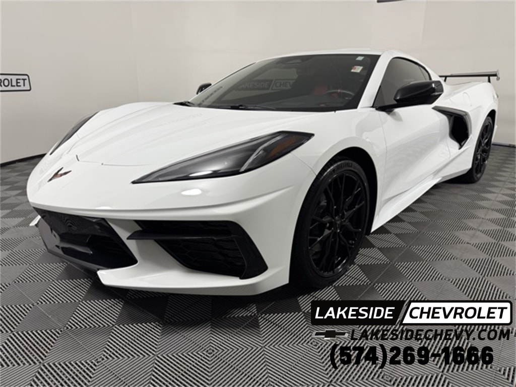 2025 Chevrolet Corvette 2LT's photo