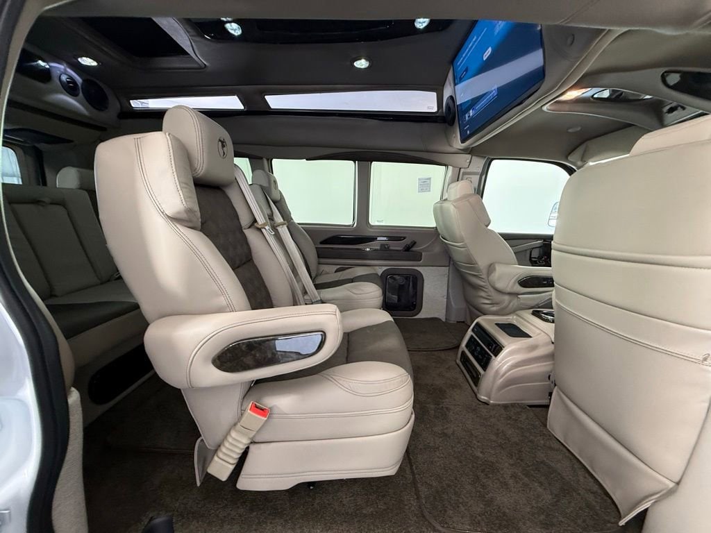 2026 Chevrolet Express Cargo Work Van - Photo 21