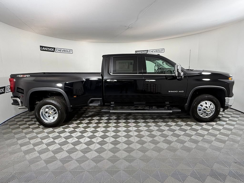 2026 Chevrolet Silverado 3500 HD LTZ - Photo 7