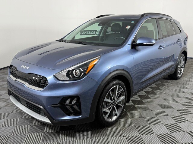 2022 Kia Niro Touring Special Edition photo 2
