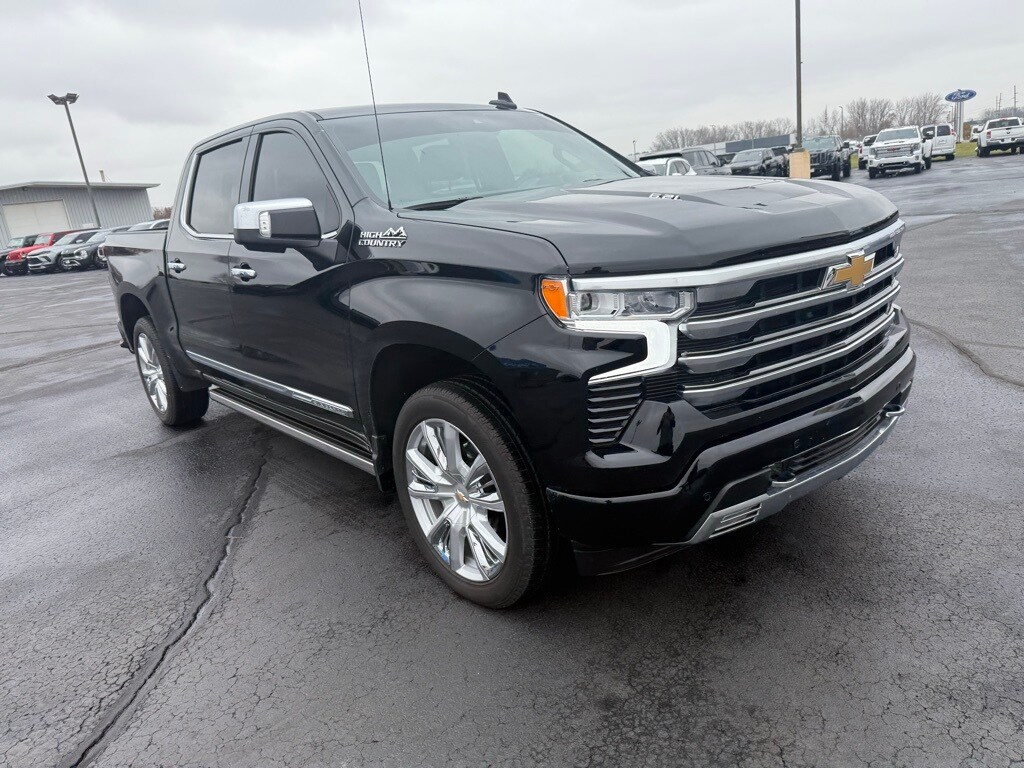 2024 Chevrolet Silverado 1500 High Country photo 4