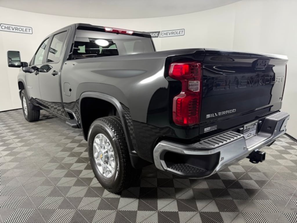 Used 2024 Chevrolet Silverado 2500HD LT Truck