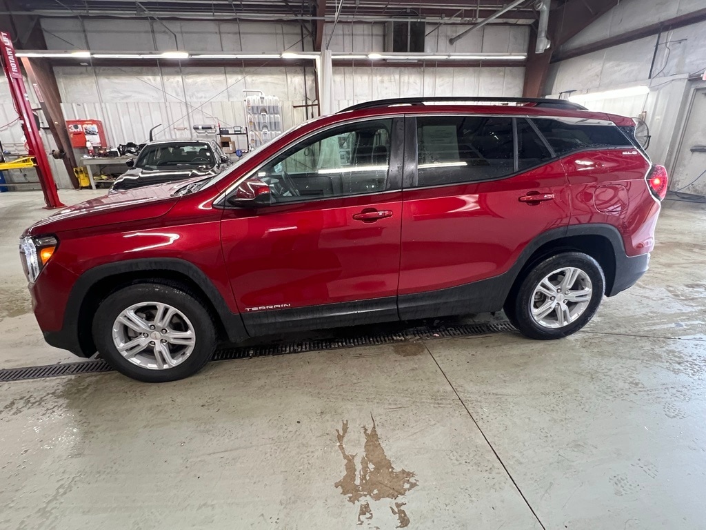 Used 2024 GMC Terrain SLE with VIN 3GKALTEG1RL178135 for sale in Warsaw, IN