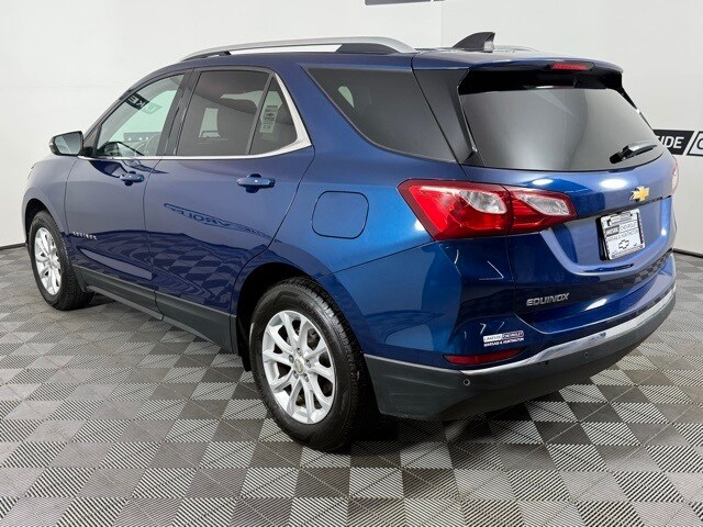 2019 Chevrolet Equinox LT photo 3